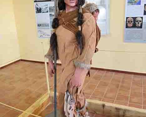 El CIPAT de Tamajón estrena escena de cacería y figura de Homo sapiens en su Semana Cultural 1 El CIPAT de Tamajon estrena escena de caceria y figura de Homo sapiens en su Semana Cultural 1