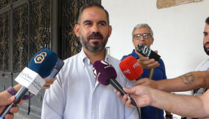 El PP exige explicaciones a Alberto Rojo sobre los “suculentos pagos” de la Junta de Comunidades a una concejala socialista 10.300 euros por mes y medio de trabajo