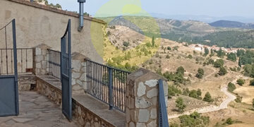 El alcalde de Algarra pide “una solución urgente” para los problemas de cobertura móvil del pueblo “la empresa y las instituciones nos han ignorado durante los últimos siete meses”