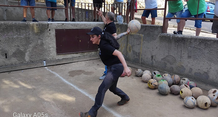 El equipo de bolos de Cuenca se impone en casa y Valdemoro de la Sierra mantiene su liderazgo en el circuito 1 El equipo de bolos de Cuenca se impone en casa y Valdemoro de la Sierra mantiene su liderazgo en el circuito