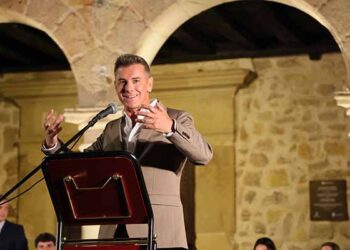 El periodista Oscar Ruiz Carranza pregona San Roque 2025