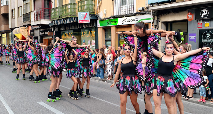 Galería de imágenes. Desfile de Carrozas San Julián 2025