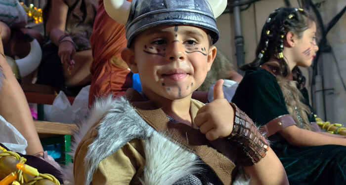 Galería de imágenes. Desfile de Carrozas San Julián 2025