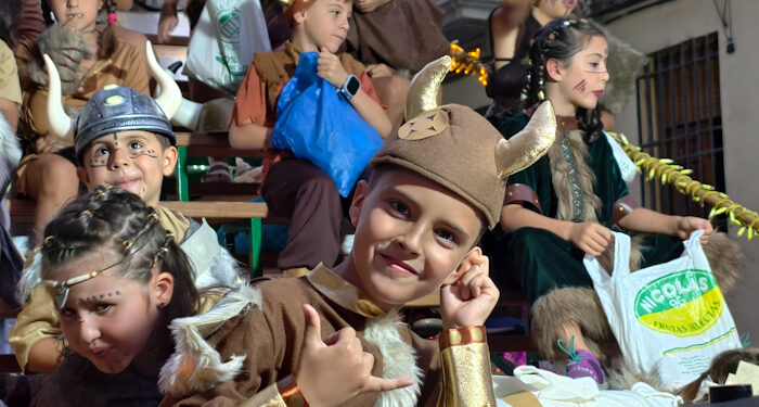 Galería de imágenes. Desfile de Carrozas San Julián 2025