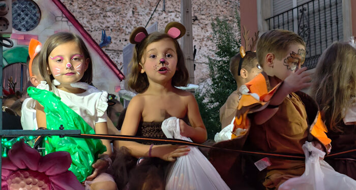 Galería de imágenes. Desfile de Carrozas San Julián 2025