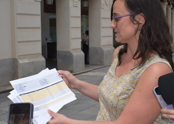 Gemma Mínguez exige una rectificación inmediata que reponga su buen nombre ante las "gravísimas insinuaciones de Santiago López”