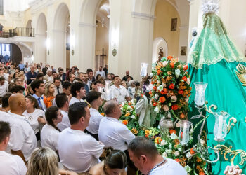 Guadalajara inicia los actos religiosos en honor a su patrona con el solemne traslado de la Virgen de la Antigua