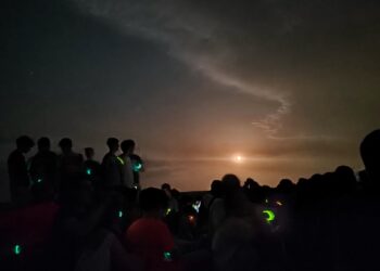 Unas 270 personas se dan cita en la primera ruta nocturna de Campeando