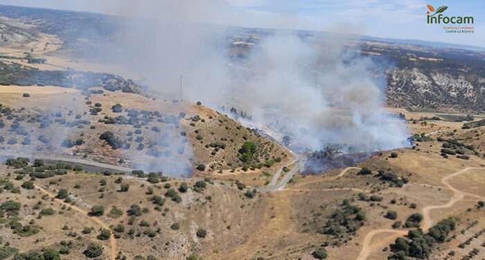 Incendio en Loranca de Tajuña activado a nivel 1 por afección de humo a infraestructuras y edificaciones