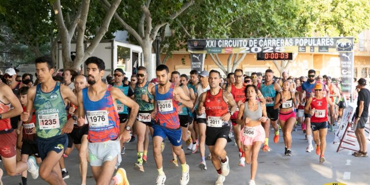 Andrés Felipe Sarta y Ascensión Leal triunfan en la Carrera Popular “Villa de Iniesta” 1 Iniesta 74