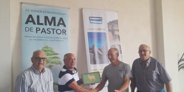 José Vicente González, Premio de Pastor Ejemplar de la Serranía 1 José Vicente González, Premio de Pastor Ejemplar de la Serranía