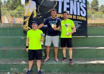 Julián Valencia y Pedro Luis Barroso, los más fuertes en el frontón de Mira