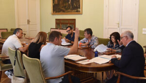 La Diputación de Guadalajara invierte 1.241.842 euros en mejorar las carreteras de Luzón y Ciruelos del Pinar y de Valdeavellano 2 La Diputación de Guadalajara invierte 1.241.842 euros en mejorar las carreteras de Luzón y Ciruelos del Pinar y de Valdeavellano