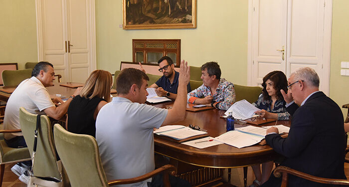 La Diputación de Guadalajara invierte 1.241.842 euros en mejorar las carreteras de Luzón y Ciruelos del Pinar y de Valdeavellano 1 La Diputación de Guadalajara invierte 1.241.842 euros en mejorar las carreteras de Luzón y Ciruelos del Pinar y de Valdeavellano