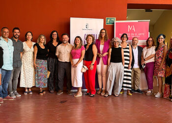 La Junta adquirirá las obras ganadoras de los Premios Amalia Avia, que serán expuestas en una sala dedicada a dicha autora