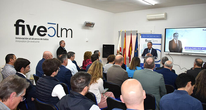 La Junta amplía a 100 las ‘startups’ que desarrollan sus proyectos en los cinco ‘hubs’ para emprendimiento digital