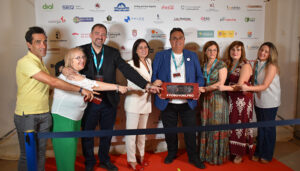 La Junta reconoce el trabajo de la organización y del pueblo de Villamayor de Santiago para convertir su Festival de Cortos en un referente 2 La Junta reconoce el trabajo de la organización y del pueblo de Villamayor de Santiago para convertir su Festival de Cortos en un referente