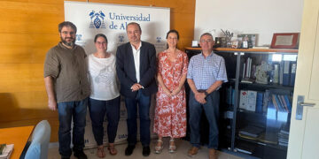 La Junta refuerza la coordinación con la Universidad de Alcalá en el marco del convenio de Memoria Democrática