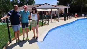 La piscina de Pareja, totalmente renovada y accesible 2 La piscina de Pareja, totalmente renovada y accesible