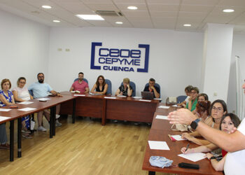 Las empresas de Cuenca recaban información sobre la reducción de jornada laboral