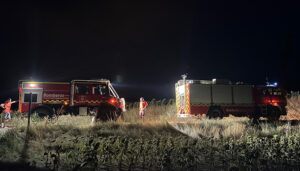 Los bomberos del Ayuntamiento de Cuenca, junto a agricultores de Mohorte, sofocan dos incendios 2 Los bomberos del Ayuntamiento de Cuenca, junto a agricultores de Mohorte, sofocan dos incendios