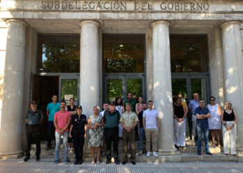 Minuto de silencio en la Subdelegación del Gobierno en Cuenca en repulsa por el último asesinato machista en Badajoz