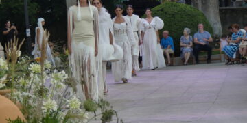 El Palacio Provincial se convierte en una gran pasarela de moda de la mano de ‘Señorito Ortega’ con 700 espectadores