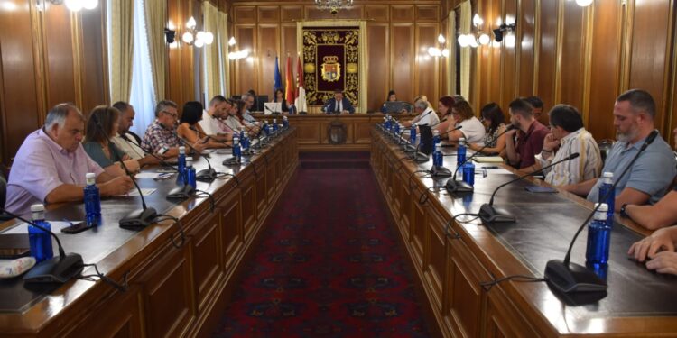 Martínez Chana anuncia que el Plan de Contingencia de Caminos por la DANA echará a rodar el próximo lunes 1 PLENO AGOSTO 1