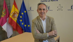 Rodrigo Fernández confía en que en las próximas semanas se resolverán las ayudas por sequía puestas en marcha por el Gobierno regional 2 Rodrigo Fernández confía en que en las próximas semanas se resolverán las ayudas por sequía puestas en marcha por el Gobierno regional