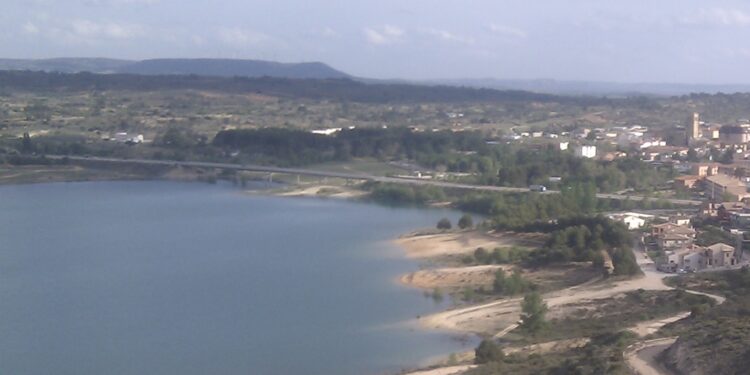 Sacedón exige a la Confederación que asuma sus responsabilidades en el entorno de la presa como propietaria de las parcelas 1 Vista parcial de Sacedon