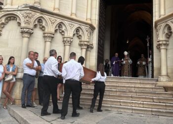 Cuenca despide en la Catedral a Gustavo Torner