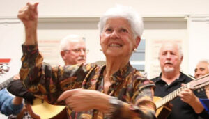 Azuqueca nombra este viernes Populares del Año a la Hermandad de Nuestra Señora la Virgen de la Soledad y a Lucía García Sainz