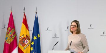 Castilla-La Mancha empleará la declaración responsable y el silencio administrativo positivo para simplificar cerca de 80 trámites burocráticos