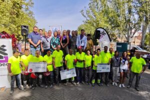 Guarinos entrega el primer premio del XXI Concurso de Albañilería a Pablo Conchuela y Alfonso de las Heras