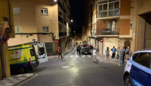 Desalojan de madrugada a una veintena de vecinos en la calle Segóbriga de Cuenca por riesgo de derrumbe en su edificio