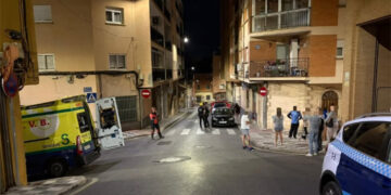 Desalojan de madrugada a una veintena de vecinos en la calle Segóbriga de Cuenca por riesgo de derrumbe en su edificio