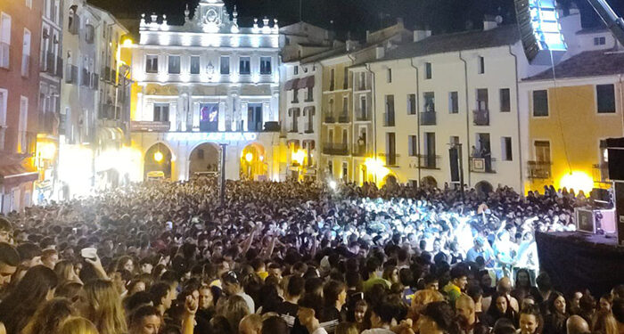 Dos traslados al Hospital Virgen de la Luz en la última verbena de San Mateo 1 Dos traslados al Hospital Virgen de la Luz en la última verbena de San Mateo