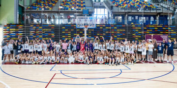 El Multiusos acogió el II Encuentro de Baloncesto Femenino con una jornada dedicada al deporte y al reconocimiento