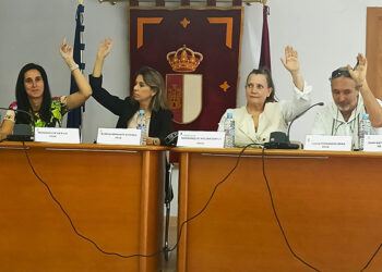 El PSOE denuncia que el alcalde de Yebes deja sin empleo y sueldo al teniente de alcalde de Vox y se niega a dar explicaciones