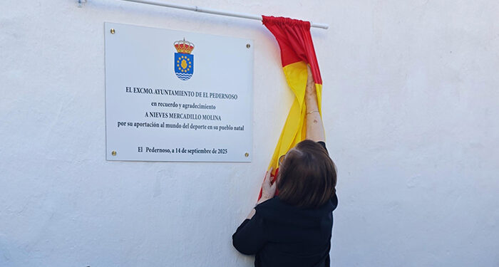 El Pedernoso rinde homenaje a Nieves Mercadillo primer presidente de la Federacion Castellano Manchega de Futbol 1