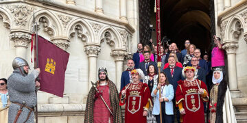 El Pendón de Alfonso VIII vuelve a la Catedral en el Día de San Mateo