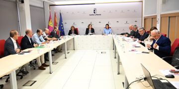 El Plan Estratégico de Comercio Minorista 2025-2030 destina 17 millones de euros y seis ejes de acción para abordar los retos del sector en la región