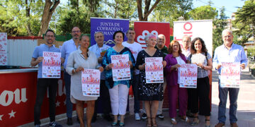 El Vermú Solidario de Cáritas, arropado por la generosidad ciudadana y el apoyo institucional