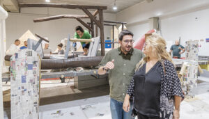 El alcalde pone en valor la “gran labor” de las Peñas Públicas en el Desfile de Carrozas y el resto de actividades de las Fiestas de Septiembre de Azuqueca