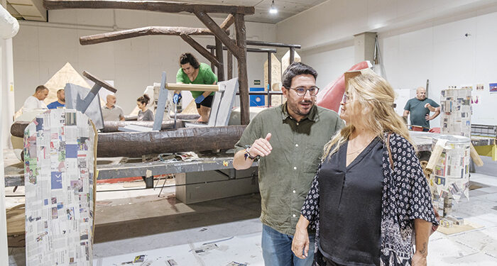 El alcalde pone en valor la “gran labor” de las Peñas Públicas en el Desfile de Carrozas y el resto de actividades de las Fiestas de Septiembre de Azuqueca