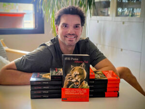 El escritor conquense Alberto Val presenta este miércoles El Puma, segundo caso de la inspectora Guiomar Aguilera 3 El escritor conquense Alberto presenta este miércoles El Puma, segundo caso de la inspectora Guiomar Aguilera