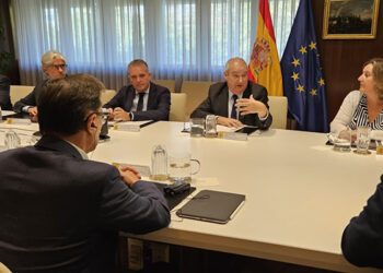 El ministro de Industria se reúne con Mahle para evaluar la situación de sus plantas de Cuenca y Valencia