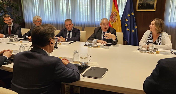 El ministro de Industria se reúne con Mahle para evaluar la situación de sus plantas de Cuenca y Valencia 1 El ministro de Industria se reúne con Mahle para evaluar la situación de sus plantas de Cuenca y Valencia