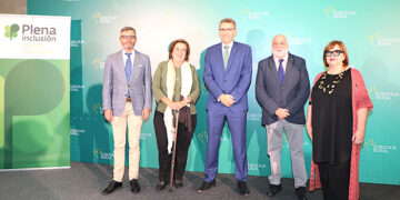 Fundación Eurocaja Rural y Plena inclusión lanzan 'Talento Artístico' para impulsar la creatividad de personas con discapacidad intelectual o del desarrollo