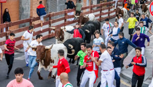 Guadalajara hace historia con el primer encierro por el casco histórico